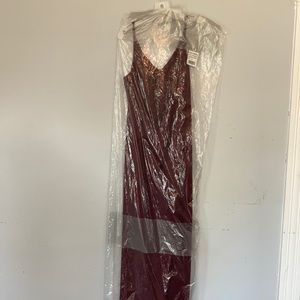 NWT David’s Bridal Style- AP2E205053 Size 14